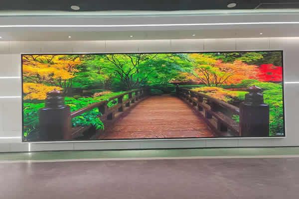 音樂(lè)廳led屏幕一般多少寸合適，用P幾的？